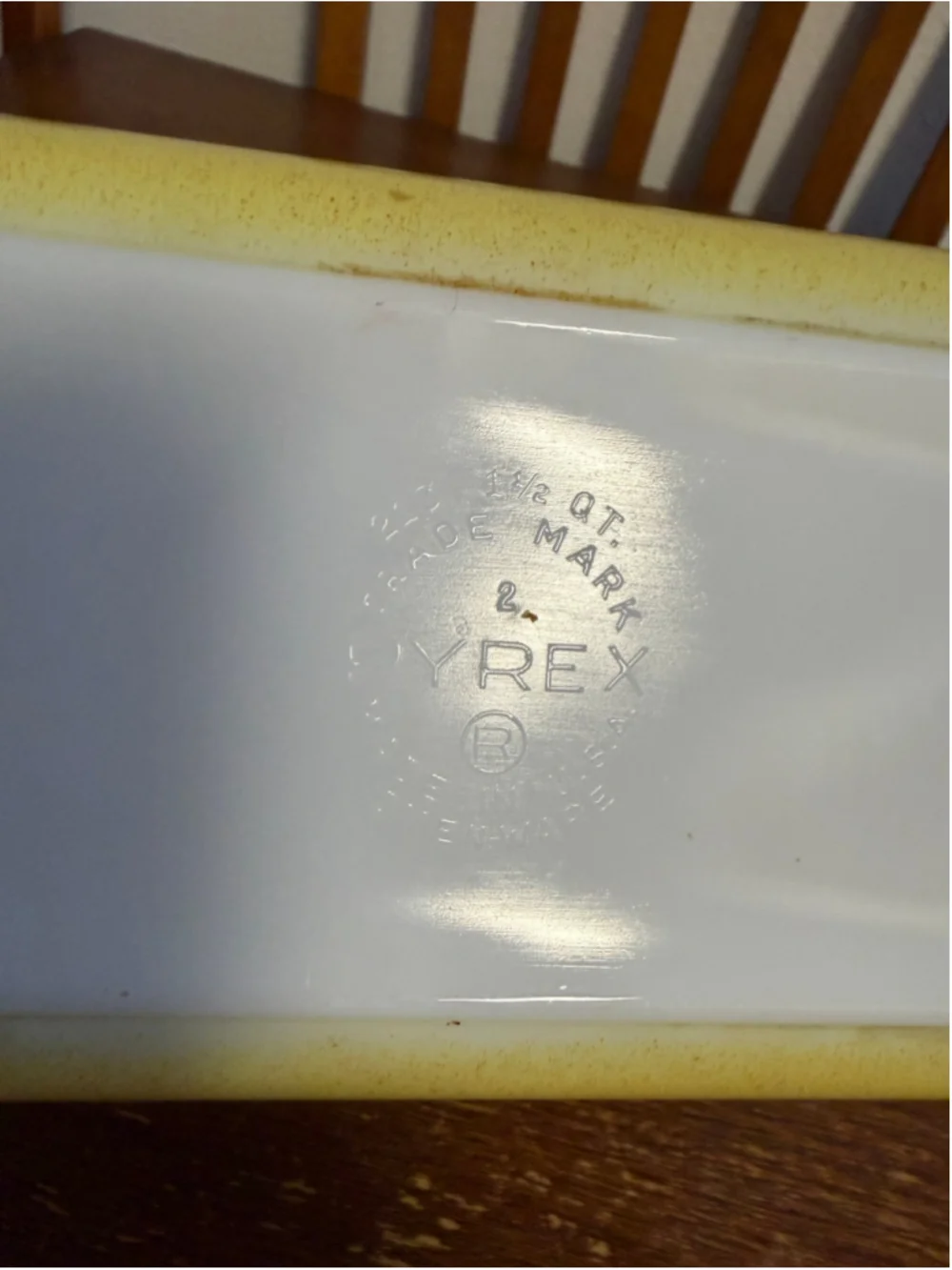 Pyrex vintage model